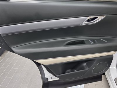 2023 Genesis GV80 — миниатюра 15