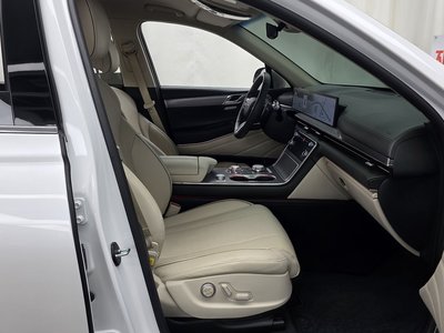 2023 Genesis GV80 — миниатюра 17