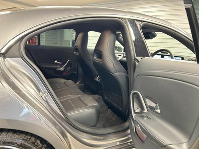 MERCEDES-BENZ CLA - 7
