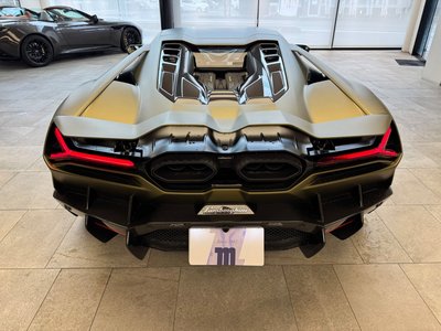 2024 Lamborghini REVUELTO thumbnail 16