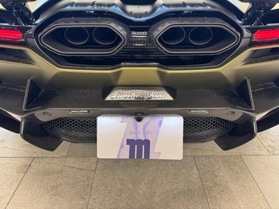 2024 Lamborghini REVUELTO thumbnail 34