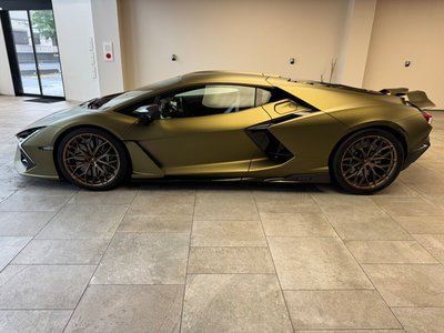2024 Lamborghini REVUELTO thumbnail 18
