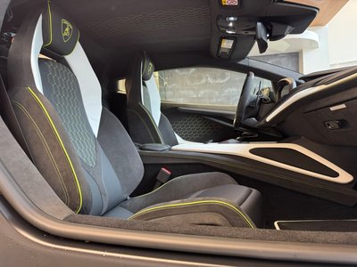 2024 Lamborghini REVUELTO thumbnail 25