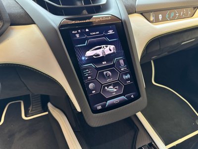 2024 Lamborghini REVUELTO thumbnail 57