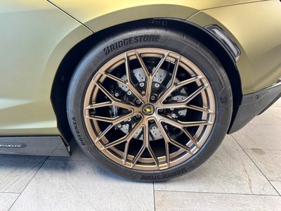 2024 Lamborghini REVUELTO thumbnail 39