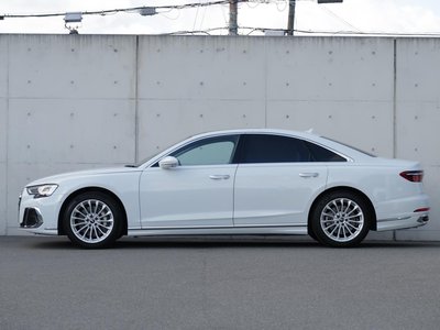 AUDI A8 - 5