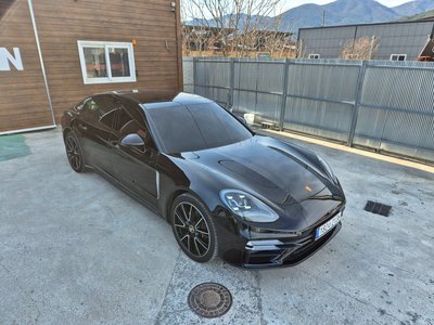 PORSCHE PANAMERA - 2