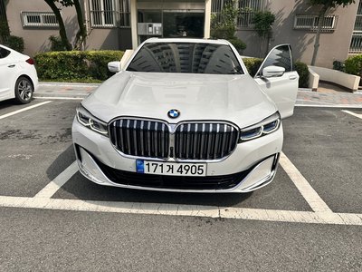 BMW 7 SERIES - 1