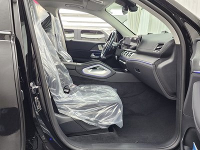 2026 Mercedes-BENZ GLE — миниатюра 17