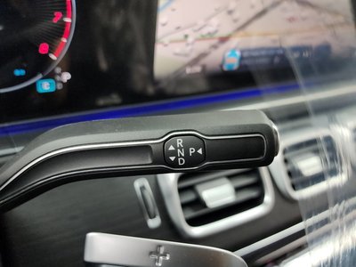 2026 Mercedes-BENZ GLE — миниатюра 12
