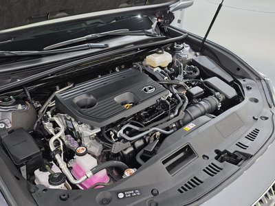 صورة 7 لـ 2024 Lexus ES