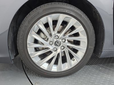 صورة 6 لـ 2024 Lexus ES
