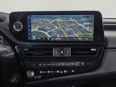 صورة مصغرة 18 لـ 2024 Lexus ES