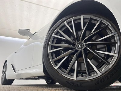 2024 Lexus LC CONVERTIBLE photo 3