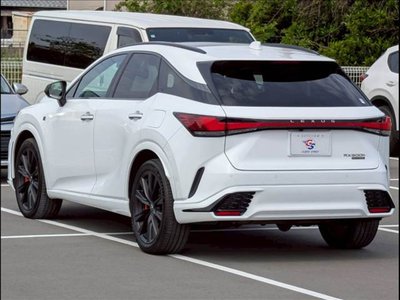 صورة مصغرة 17 لـ 2023 Lexus RX