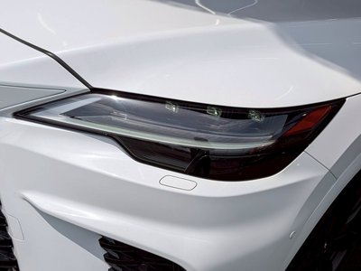 صورة مصغرة 23 لـ 2023 Lexus RX