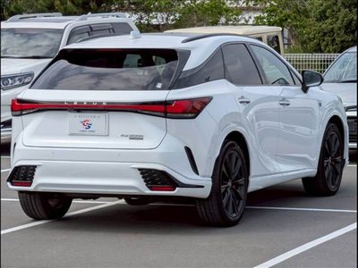 صورة مصغرة 16 لـ 2023 Lexus RX