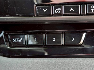 صورة مصغرة 60 لـ 2023 Lexus RX