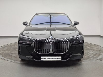 BMW 7 SERIES - 5