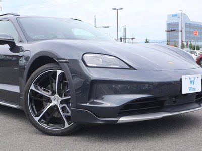 صورة مصغرة 16 لـ 2025 Porsche TAYCAN