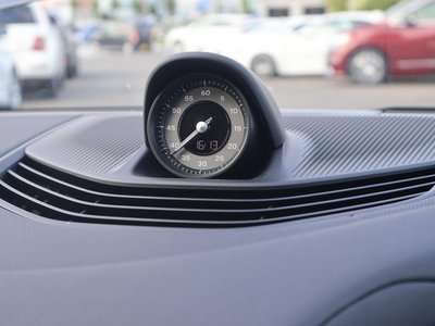 صورة مصغرة 63 لـ 2025 Porsche TAYCAN