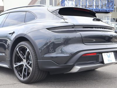 2025 Porsche TAYCAN 照片 8