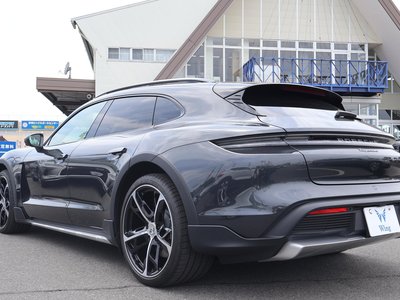 2025 Porsche TAYCAN 照片 7