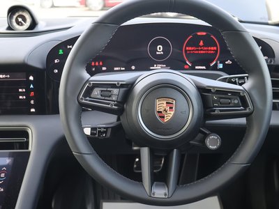 صورة مصغرة 41 لـ 2025 Porsche TAYCAN