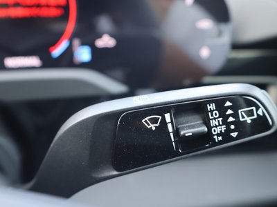 صورة مصغرة 46 لـ 2025 Porsche TAYCAN