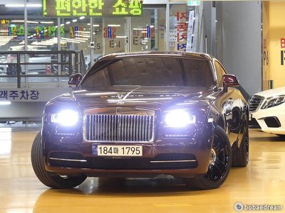 ROLLS-ROYCE WRAITH - 2