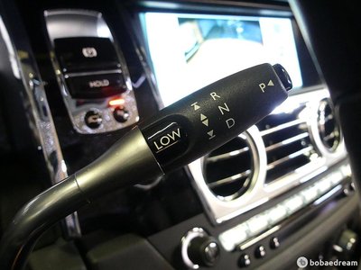 ROLLS-ROYCE WRAITH - 9