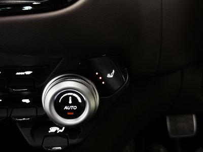 ASTON MARTIN VANTAGE - 6