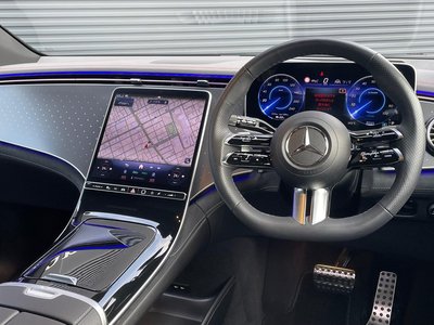 2025 Mercedes-BENZ EQE 缩略图 24