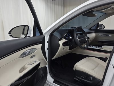 2021 Genesis GV70 — миниатюра 13