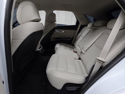 2021 Genesis GV70 — миниатюра 18