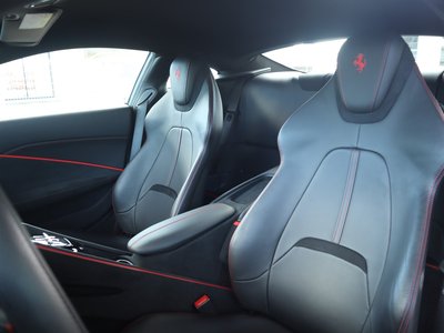 2021 Ferrari ROMA 照片 13