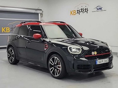 MINI COUNTRYMAN - 3