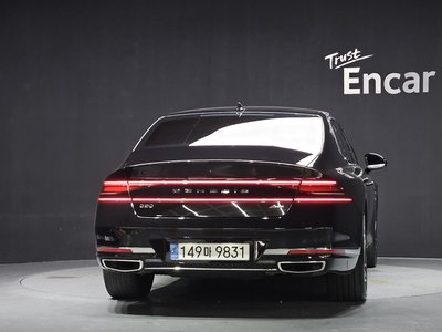 صورة 3 لـ 2022 Genesis G90 (RS4)