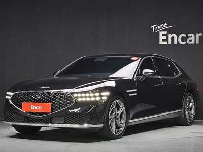 صورة 1 لـ 2022 Genesis G90 (RS4)