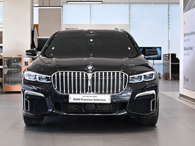 BMW 7 SERIES - 2