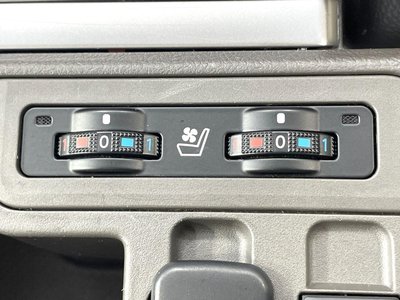 TOYOTA LAND CRUISER PRADO - 7