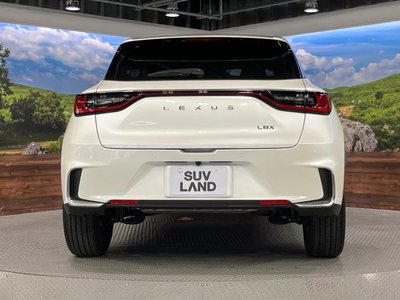 2025 Lexus LBX — миниатюра 31