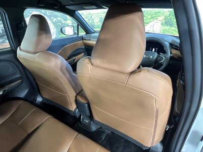 2025 Lexus LBX — миниатюра 75