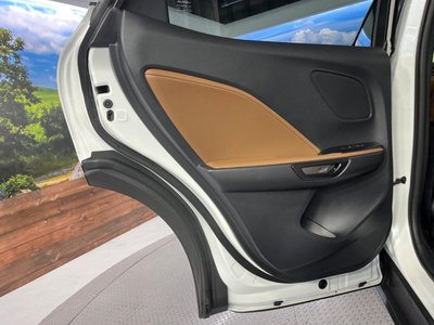 2025 Lexus LBX — миниатюра 68