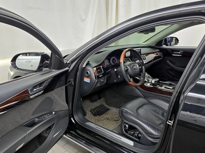 AUDI A8 - 10