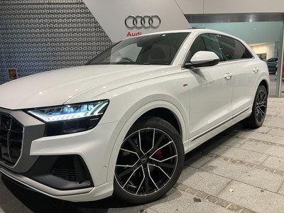 AUDI Q8 - 4