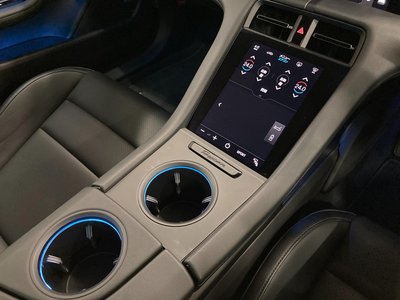 صورة 23 لـ 2021 Porsche TAYCAN