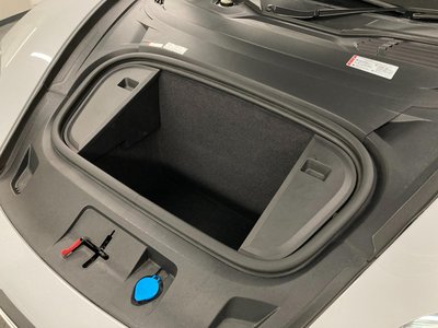صورة 32 لـ 2021 Porsche TAYCAN