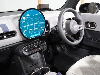 صورة مصغرة 19 لـ 2025 MINI COOPER CONVERTIBLE