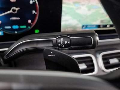 MERCEDES-BENZ GLS - 9